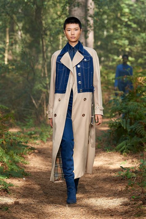 burberry 2021 collection|Burberry runway 2021.